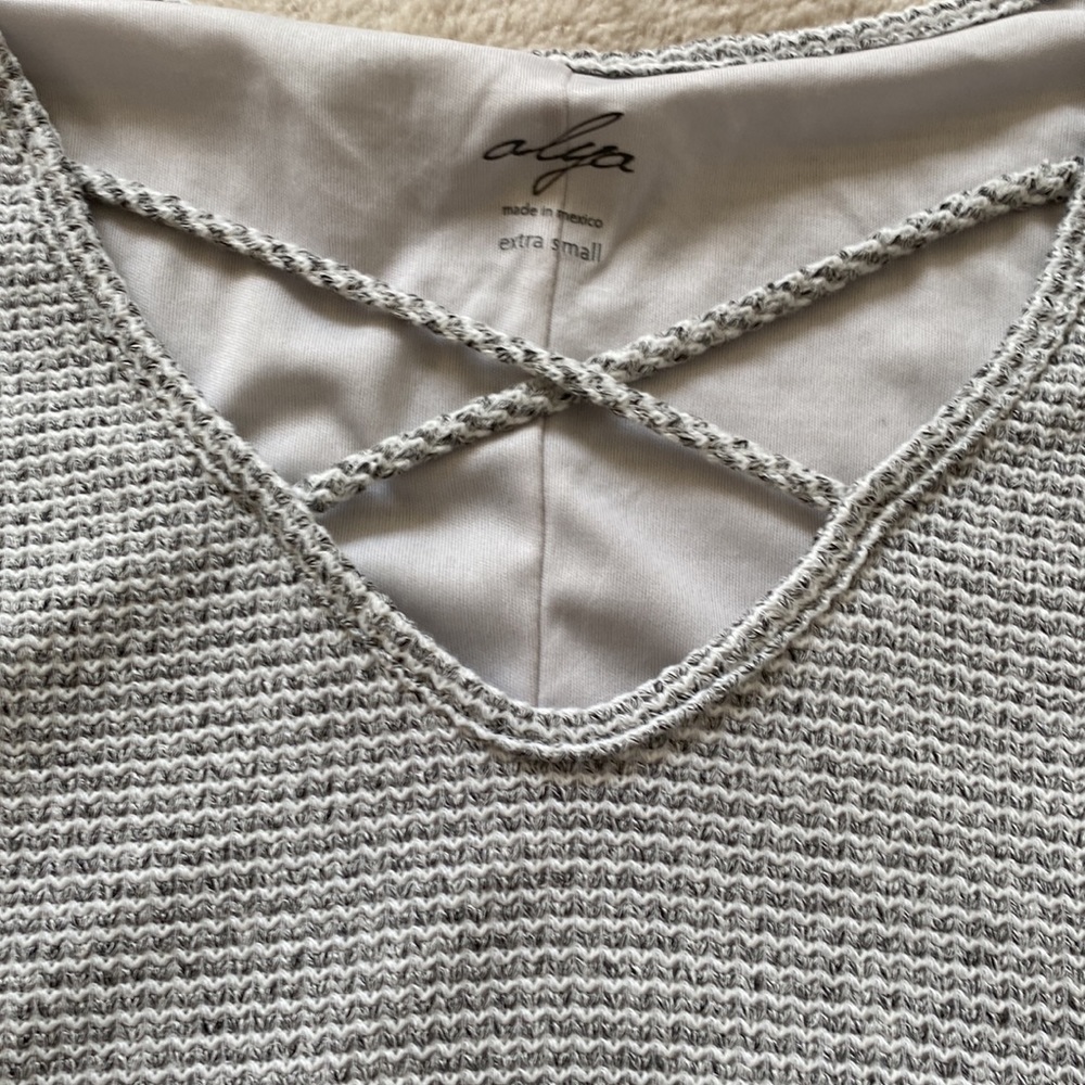 🥭 (4 for $15) Light gray Dress Alya - Picture 4 of 10